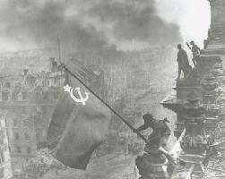 Khaldei - Fall of the Reichstag, Berlin