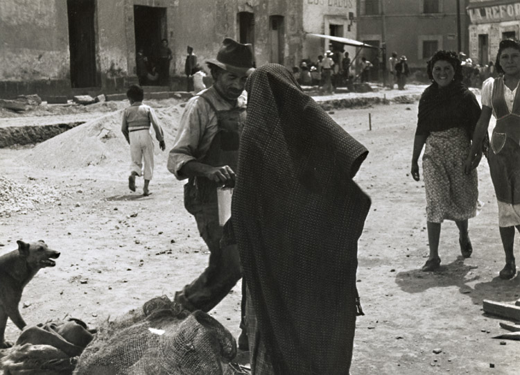 Helen Levitt - Mexico Helen Levitt - Mexico