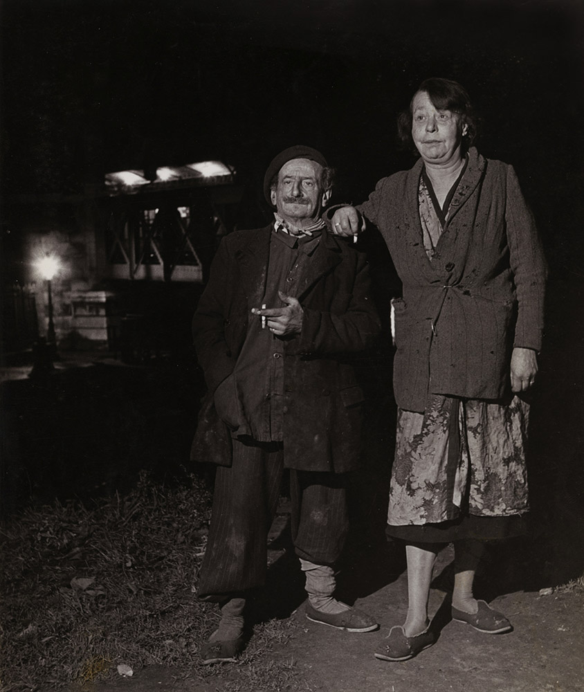 Robert Doisneau - The Couple from the Quai de la Rapée Robert Doisneau - The Couple from the Quai de la Rapée