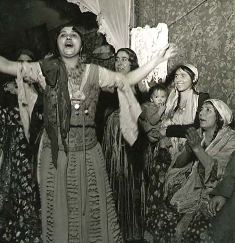 Roger Schall - Gypsy Wedding