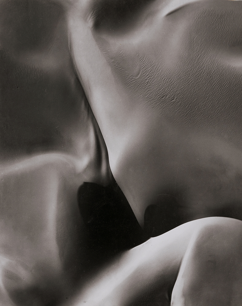 William A. Garnett - Nude Dune, Death Valley (Sand Dune #1) William A. Garnett - Nude Dune, Death Valley (Sand Dune #1)