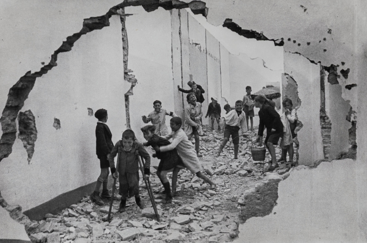 Henri Cartier-Bresson - Children Playing in Ruins, Seville, Spain Henri Cartier-Bresson - Children Playing in Ruins, Seville, Spain