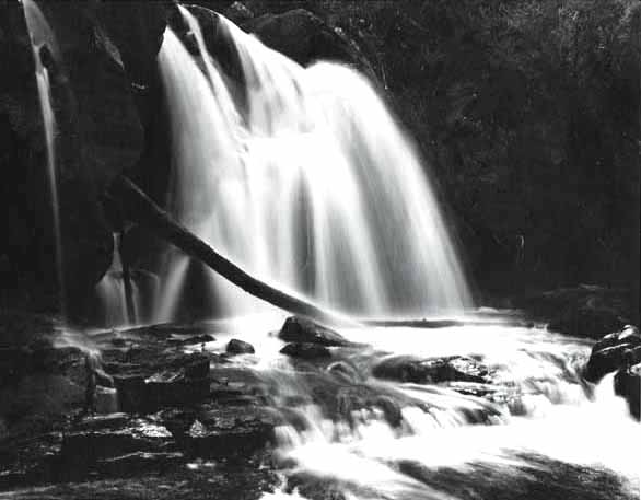 Dominique Anginot - Cascades Dominique Anginot - Cascades