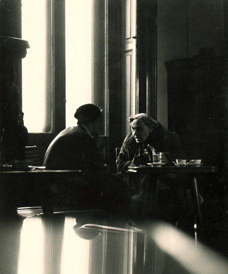 Jeanloup Sieff - Warsaw Conversation. Jeanloup Sieff - Warsaw Conversation.